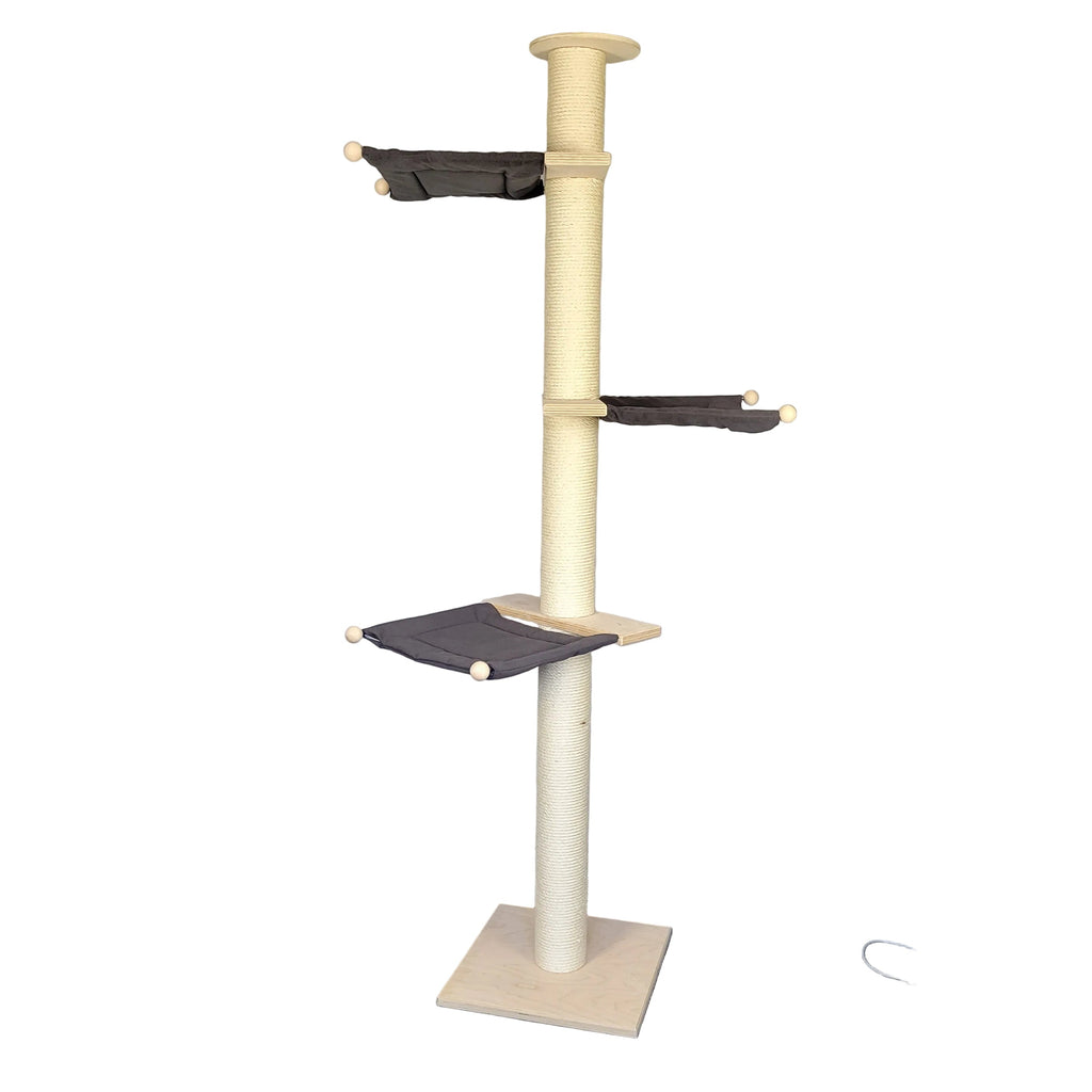 Der Deckenkratzbaum Jacky O. von PetFun